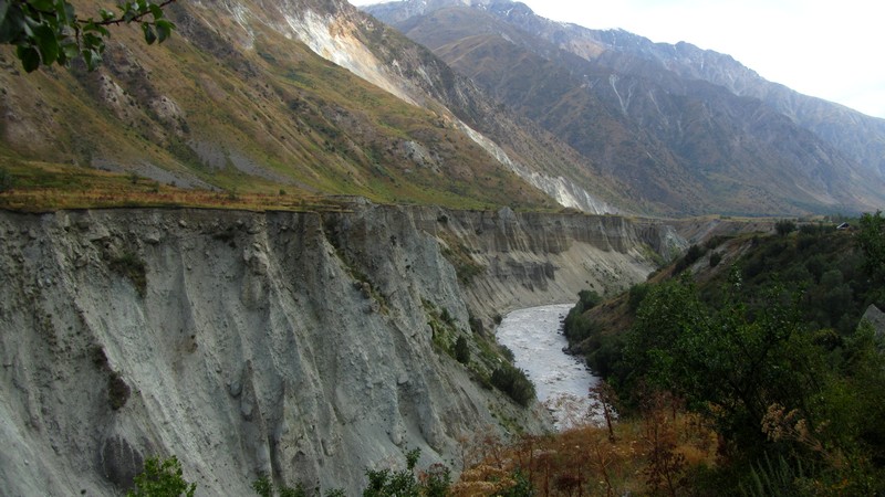 20160226465ca23fbb34c7763b7e04e023b4dc5f