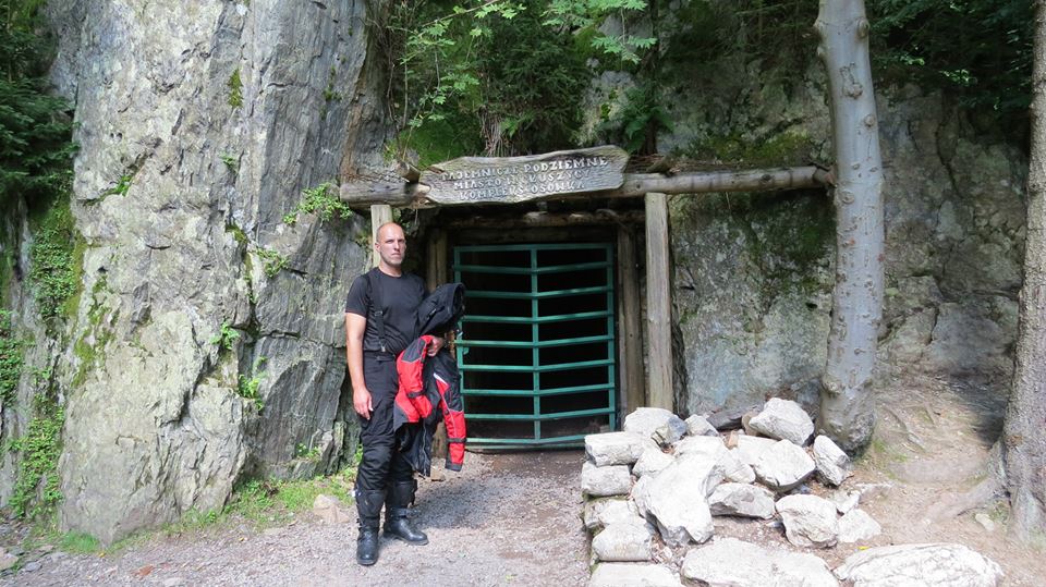 201603234356e996bc980ad624a26853917710d3