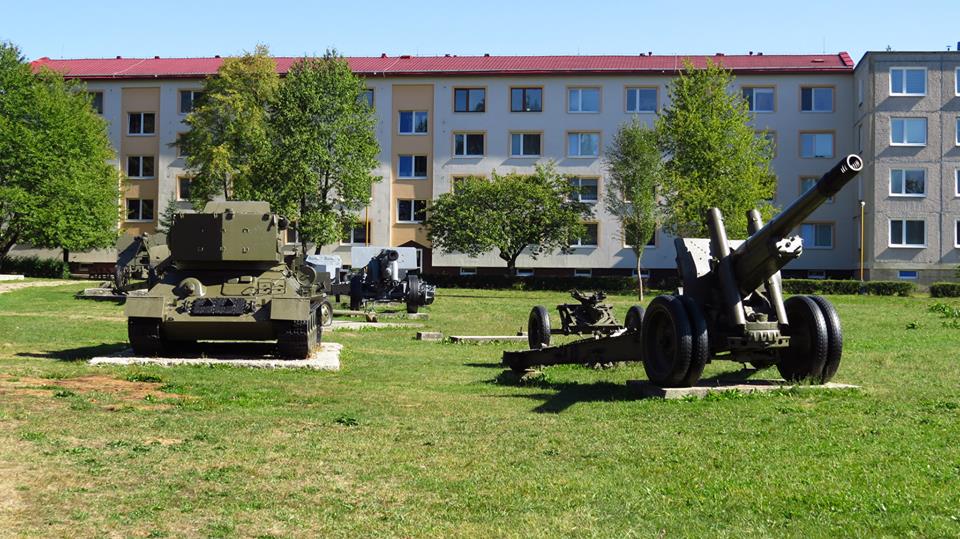 2016032335854ae24be89844a78dad0a9536076b