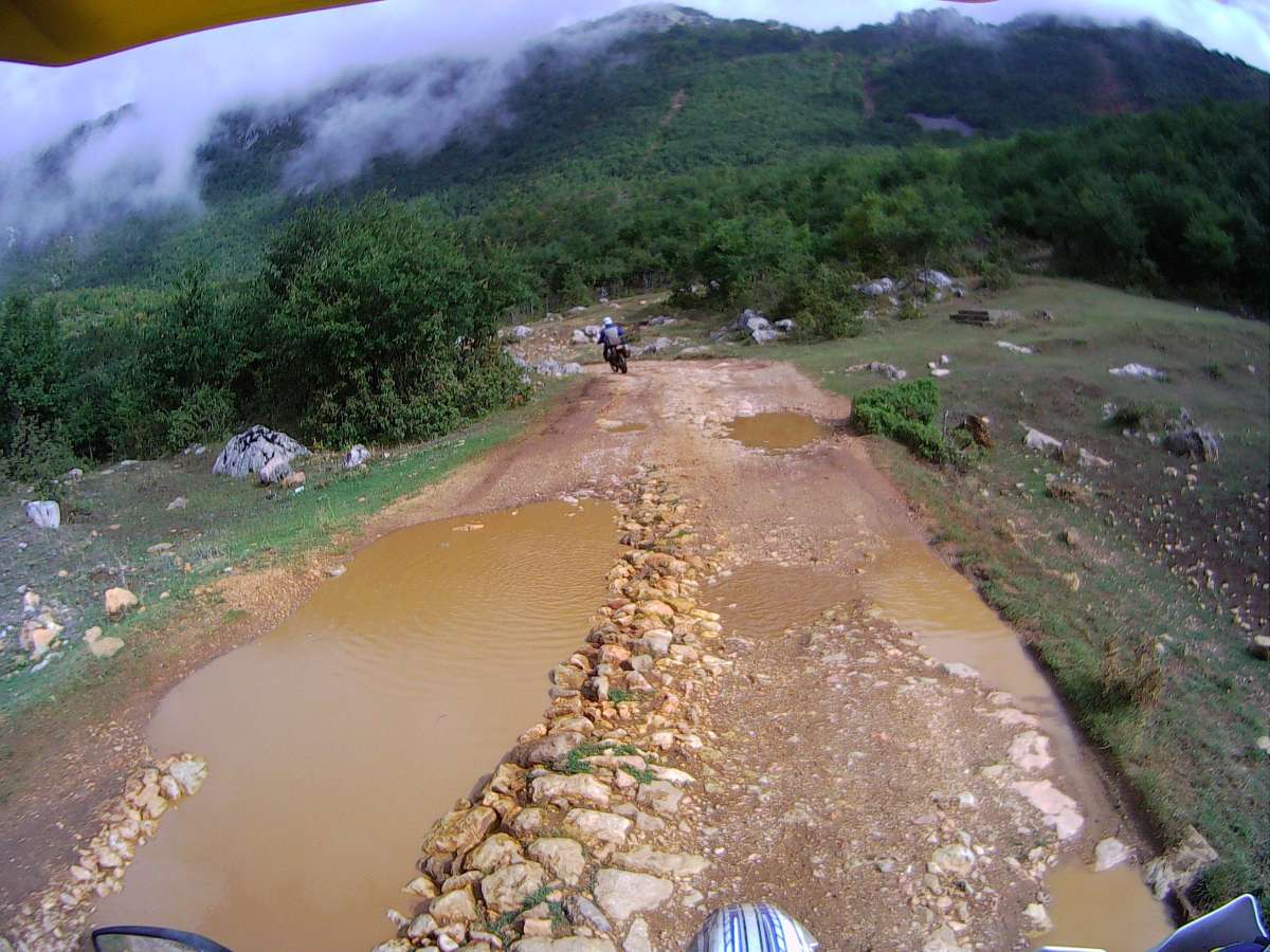 20151229350f609001f706632f3914ae25894975